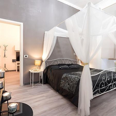 Cairoli 1 House G&B Colisee Rome Exterior photo